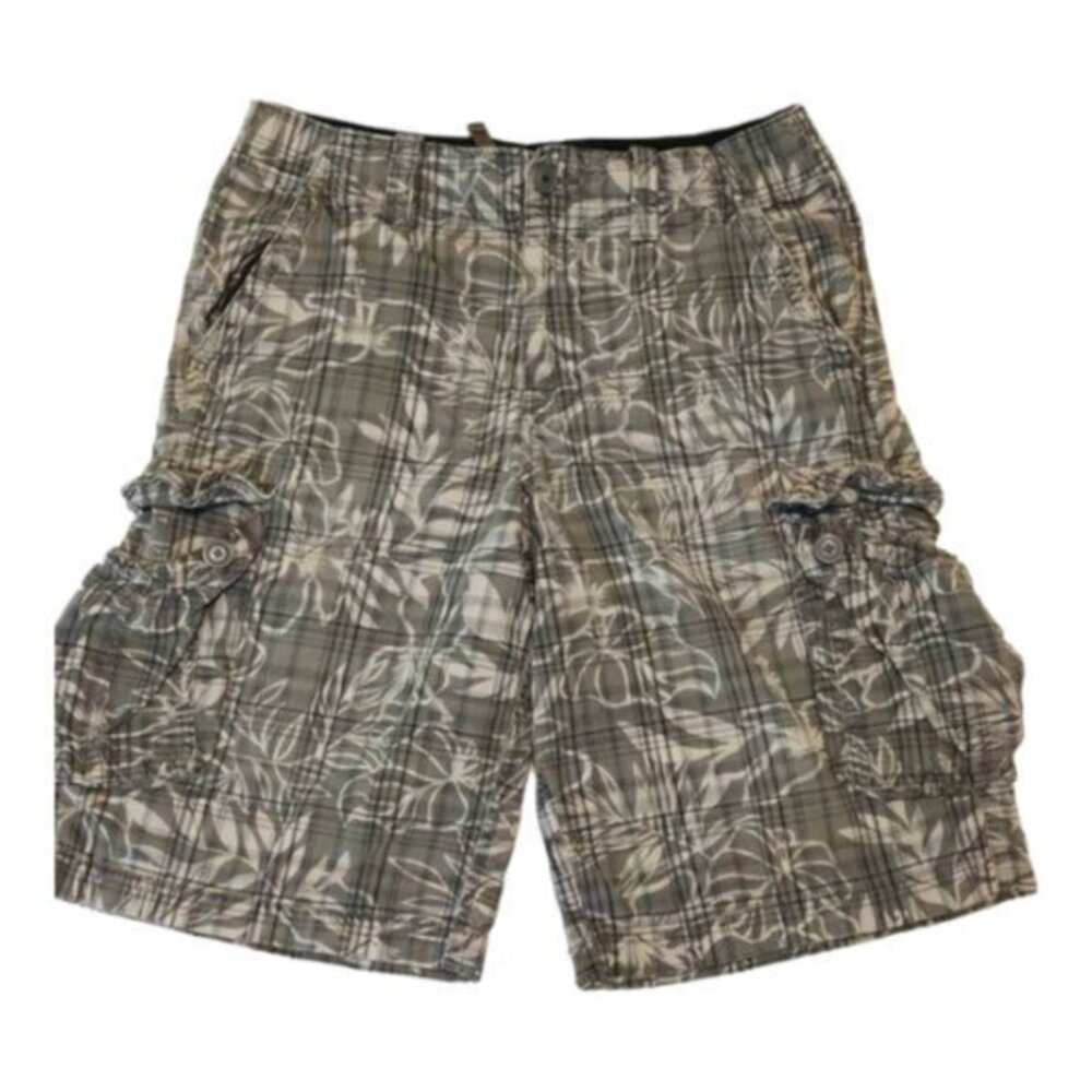 Canyon River Blue Cargo Fit Men's Shorts Size 30 GUC #0061